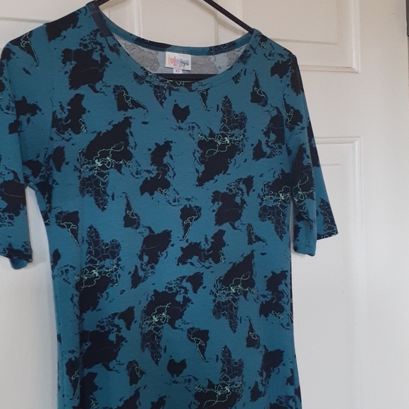 LulaRoe Julia - Picture 3 of 5
